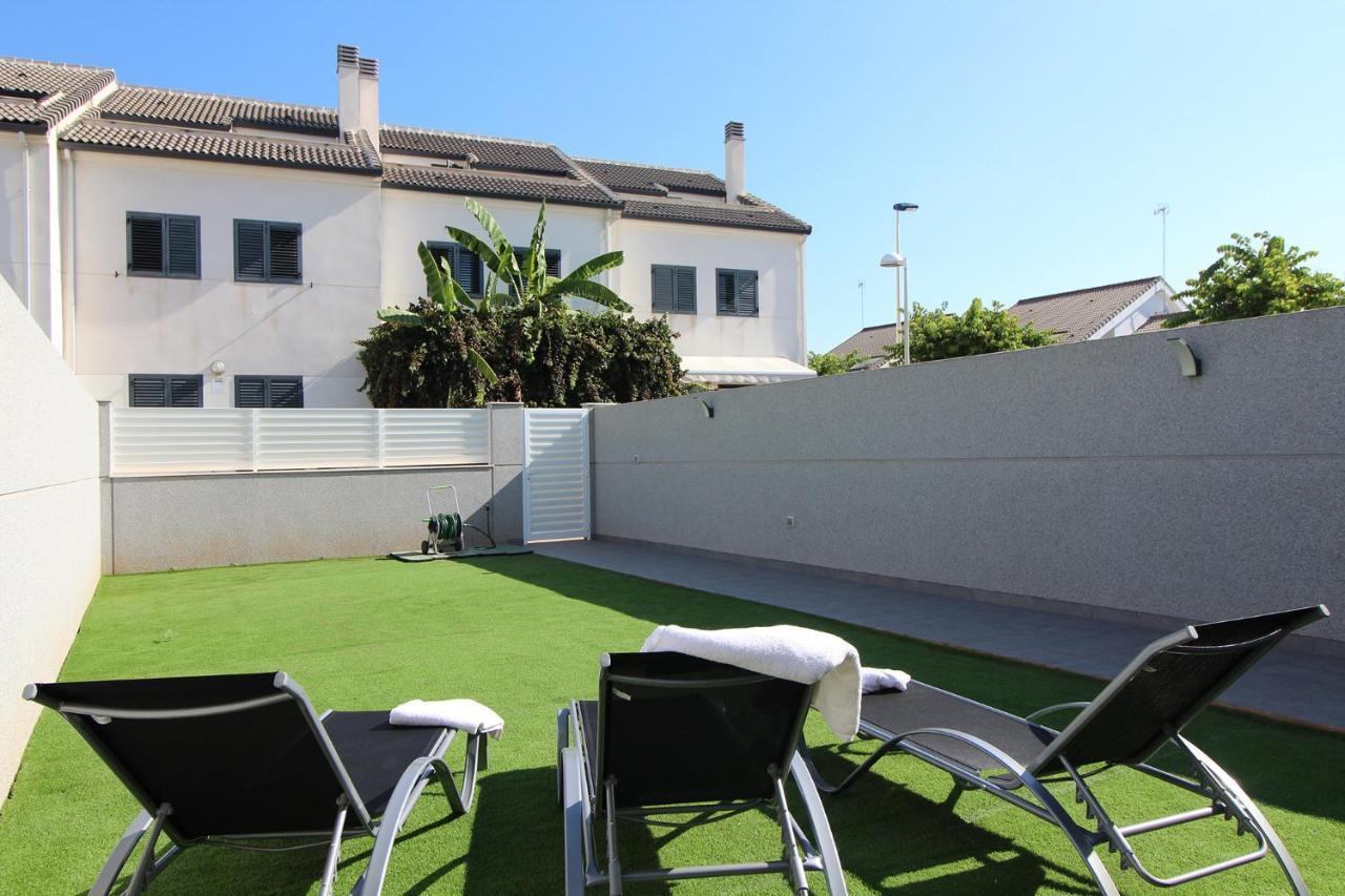 사군토 Global Properties, Bonito Adosado Con Jardin En La Playa De Almarda 빌라 외부 사진